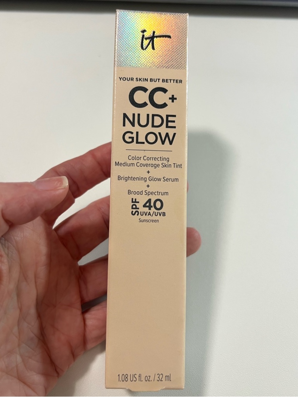NEW It Cosmetics CC+ Nude Glow - Medium